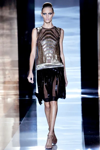 Look 33